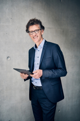  Vorstandsportrait fuer Recruiting und Emplyoyer Branding