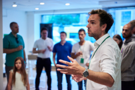  Ladeneröffnung Fotograf Berlin, Geschäftseröffnung Fotografie, Ladenöffnung Eventfotograf Berlin, Ladenöffnungsreportage Berlin, Ladenöffnungsfotografie Preise, Ladenöffnungsevent Fotograf Berlin, Einkaufszentrum Eröffnungsfotograf, Ladenöffnung Fotografie Portfolio, Shop Opening Fotograf Berlin, Ladenöffnung Pressefotografie, Ladenöffnung PR-Fotos Berlin, Fotograf für Store Opening, Ladenöffnung Imagefotos, Geschäftsneueröffnung Fotograf, Ladenöffnung Eventdokumentation, Berliner Ladeneröffnungsfotos, Ladenöffnungsfotograf Firmenevent, Fotoreportage Ladeneröffnung, Ladenöffnung Social Media Fotos, Fotograf für Einzelhandelseröffnung Berlin, o2, deinhandy.de