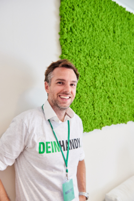  Ladeneröffnung Fotograf Berlin, Geschäftseröffnung Fotografie, Ladenöffnung Eventfotograf Berlin, Ladenöffnungsreportage Berlin, Ladenöffnungsfotografie Preise, Ladenöffnungsevent Fotograf Berlin, Einkaufszentrum Eröffnungsfotograf, Ladenöffnung Fotografie Portfolio, Shop Opening Fotograf Berlin, Ladenöffnung Pressefotografie, Ladenöffnung PR-Fotos Berlin, Fotograf für Store Opening, Ladenöffnung Imagefotos, Geschäftsneueröffnung Fotograf, Ladenöffnung Eventdokumentation, Berliner Ladeneröffnungsfotos, Ladenöffnungsfotograf Firmenevent, Fotoreportage Ladeneröffnung, Ladenöffnung Social Media Fotos, Fotograf für Einzelhandelseröffnung Berlin, o2, deinhandy.de