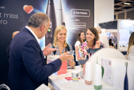  Messefotograf Berlin, Messefotografie Dienstleistungen, Messefotograf Preise Berlin, Messestand Fotografie, Messefotografie, Messegesellschaften, Professioneller Messefotograf Berlin, Messestand Dokumentation, Messefotograf, Messeauftritte, Messefotografie, Messestandgestaltung, Messefotograf, Messeimpressionen, Produktfotografie auf Messen, Messefotograf, Messeevents, Messefotografie, Messebesucher, Messefotografie, Berliner Messehallen, Messefotografie, Firmenauftritt, Messefotograf, Messestände in Berlin, Messefotografie, Fachmessen Berlin, Messefotografie, Ausstellerportfolios, Messefotografie, Messekatalogbilder, Messefotograf Berliner Messekalender