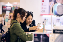  Messefotograf Berlin, Messefotografie Dienstleistungen, Messefotograf Preise Berlin, Messestand Fotografie, Messefotografie, Messegesellschaften, Professioneller Messefotograf Berlin, Messestand Dokumentation, Messefotograf, Messeauftritte, Messefotografie, Messestandgestaltung, Messefotograf, Messeimpressionen, Produktfotografie auf Messen, Messefotograf, Messeevents, Messefotografie, Messebesucher, Messefotografie, Berliner Messehallen, Messefotografie, Firmenauftritt, Messefotograf, Messestände in Berlin, Messefotografie, Fachmessen Berlin, Messefotografie, Ausstellerportfolios, Messefotografie, Messekatalogbilder, Messefotograf Berliner Messekalender