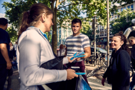  Ladeneröffnung Fotograf Berlin, Geschäftseröffnung Fotografie, Ladenöffnung Eventfotograf Berlin, Ladenöffnungsreportage Berlin, Ladenöffnungsfotografie Preise, Ladenöffnungsevent Fotograf Berlin, Einkaufszentrum Eröffnungsfotograf, Ladenöffnung Fotografie Portfolio, Shop Opening Fotograf Berlin, Ladenöffnung Pressefotografie, Ladenöffnung PR-Fotos Berlin, Fotograf für Store Opening, Ladenöffnung Imagefotos, Geschäftsneueröffnung Fotograf, Ladenöffnung Eventdokumentation, Berliner Ladeneröffnungsfotos, Ladenöffnungsfotograf Firmenevent, Fotoreportage Ladeneröffnung, Ladenöffnung Social Media Fotos, Fotograf für Einzelhandelseröffnung Berlin, o2