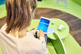  Ladeneröffnung Fotograf Berlin, Geschäftseröffnung Fotografie, Ladenöffnung Eventfotograf Berlin, Ladenöffnungsreportage Berlin, Ladenöffnungsfotografie Preise, Ladenöffnungsevent Fotograf Berlin, Einkaufszentrum Eröffnungsfotograf, Ladenöffnung Fotografie Portfolio, Shop Opening Fotograf Berlin, Ladenöffnung Pressefotografie, Ladenöffnung PR-Fotos Berlin, Fotograf für Store Opening, Ladenöffnung Imagefotos, Geschäftsneueröffnung Fotograf, Ladenöffnung Eventdokumentation, Berliner Ladeneröffnungsfotos, Ladenöffnungsfotograf Firmenevent, Fotoreportage Ladeneröffnung, Ladenöffnung Social Media Fotos, Fotograf für Einzelhandelseröffnung Berlin, o2