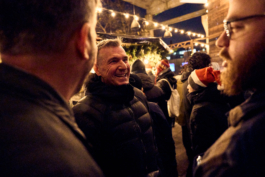  Veranstaltungsfotograf Berlin, Eventfotografie Berlin, Eventfotograf Berlin Preise, Hochzeitsfotograf Berlin, Firmenevent Fotograf Berlin, Konzertfotograf Berlin, Messefotografie Berlin, Veranstaltungsfotografie Tipps, Eventfotografie Ausrüstung, Berliner Fotostudio Events, Fotoreportage Berlin, Partyfotograf Berlin, Eventfotografie Portfolio, Veranstaltungslocation Fotograf Berlin, Corporate Event Fotografie, Konferenzfotograf Berlin, Berliner Eventfotograf buchen, Streetfotografie Berlin Events, Veranstaltungsagenturen Berlin, Eventfotografie Workshops Berlin