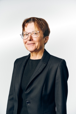  Claudia Langeheine im Portrait von Arthur Pohlit vom Rechnungshof Berlin